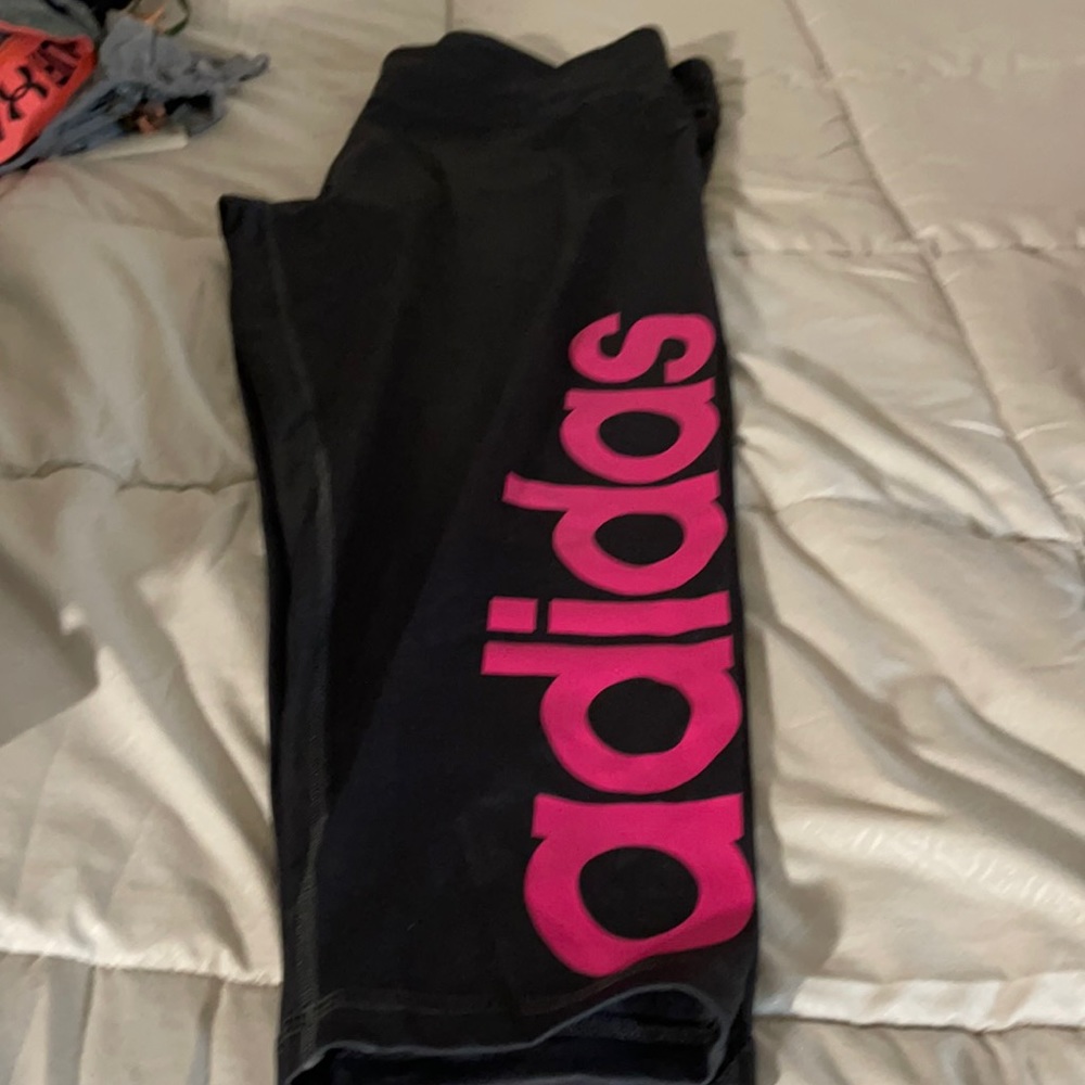 XL adidas capris leggings